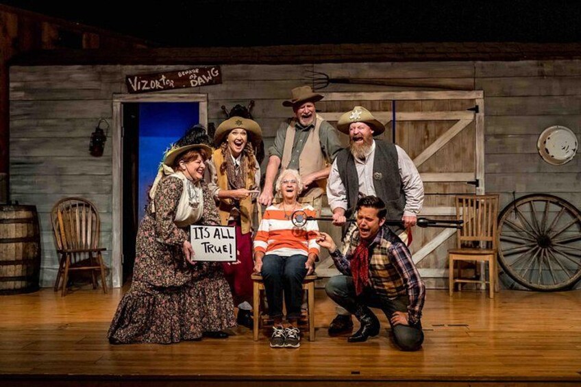 Branson’s WhoDunnit Hoedown Murder Mystery Dinner Show 3