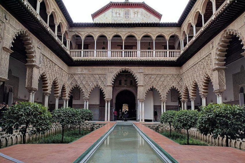 Alcazar and Cathedral & Giralda of Seville. Skip The Line! Includes access tickets 4