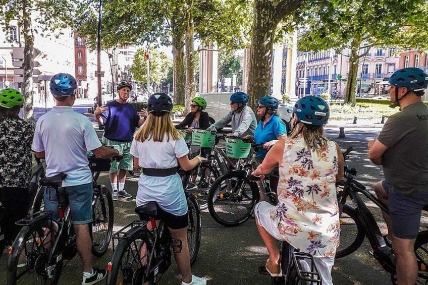 Toulouse Electric Bike Tour: City Center & Garonne 5