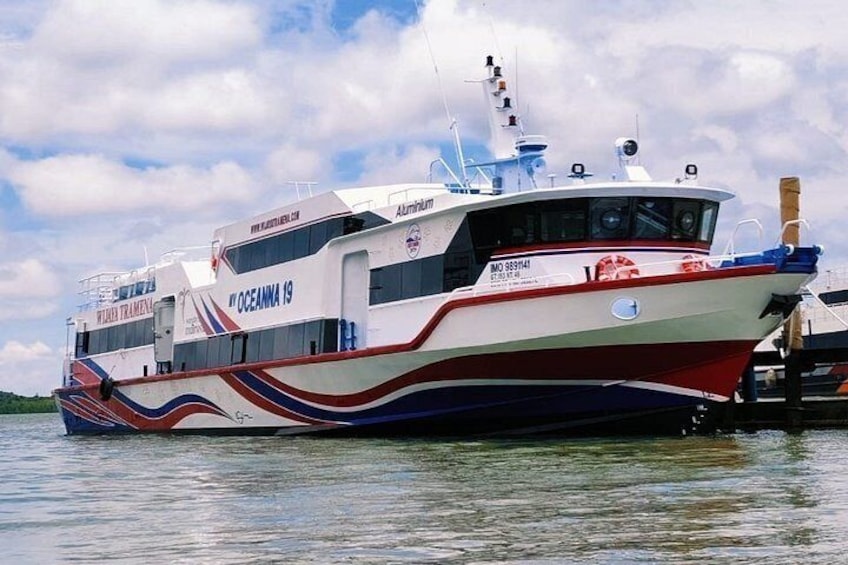 Speed Boat Inter Island Transfer 5