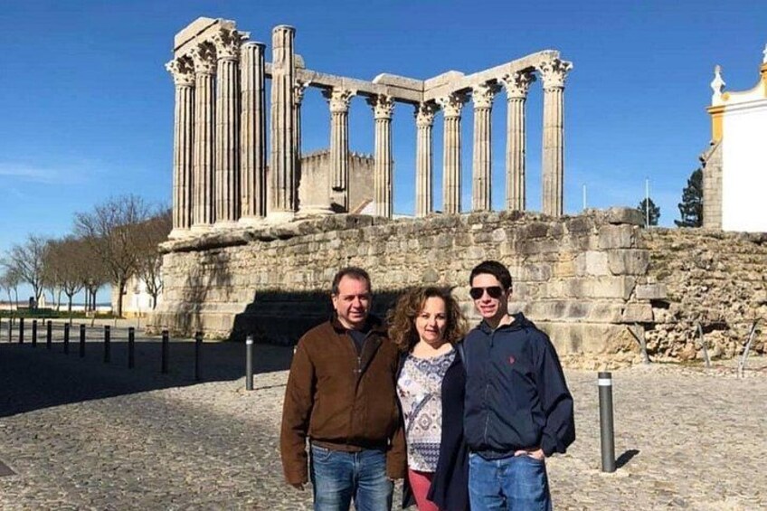 Tour Evora and Alentejo with private guide 2
