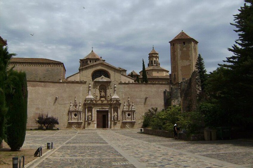 Poblet Igualada & Montserrat Private Tour - Hotel pick up from Salou/Tarragona 5