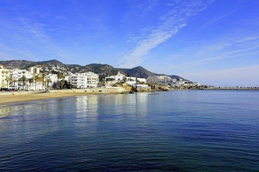 Poblet, Wines & Sitges Private Tour - Hotel pick up from Salou/Tarragona 3