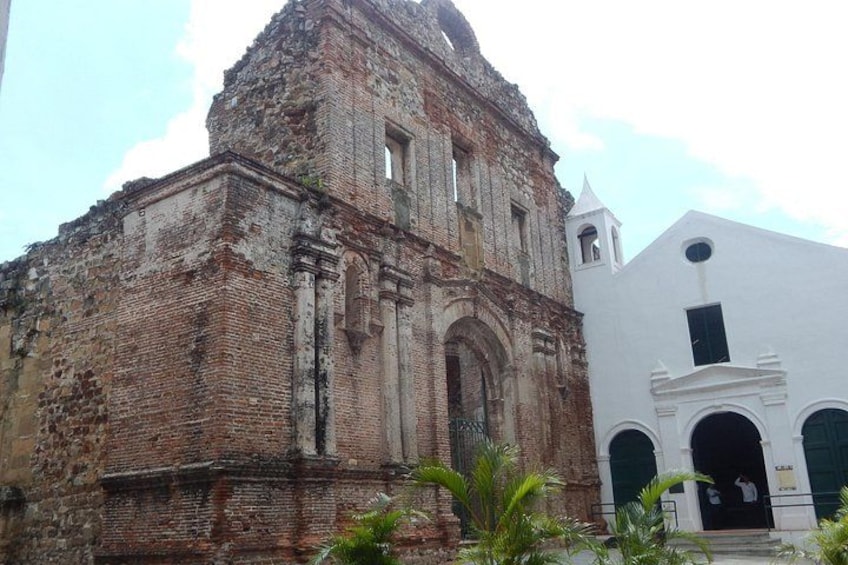 Panama Layover tour with Panama Canal and City Tour 2