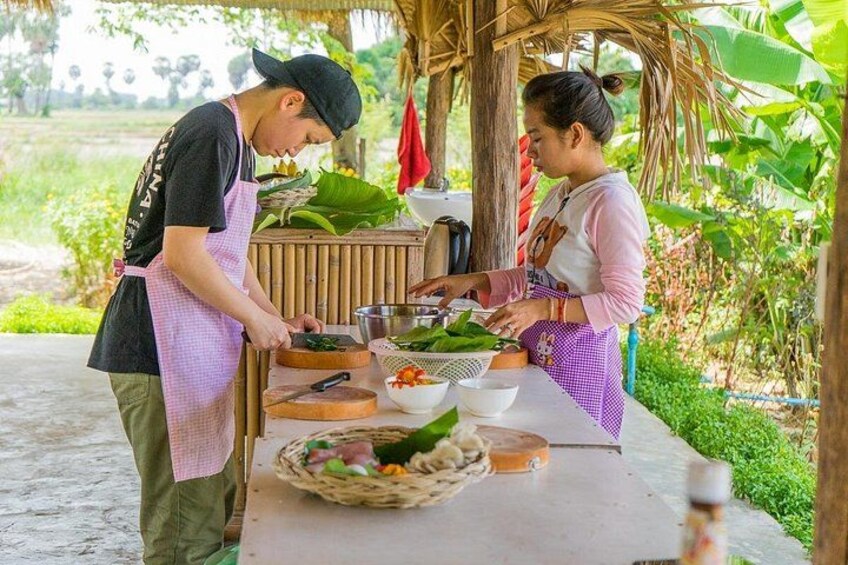Phnom Penh Silk Island Cycling and Culinary Adventure 1