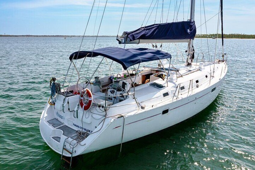 Private Luxury 50ft Sailing Yacht for Snorkel Dolphin Beach Hop 