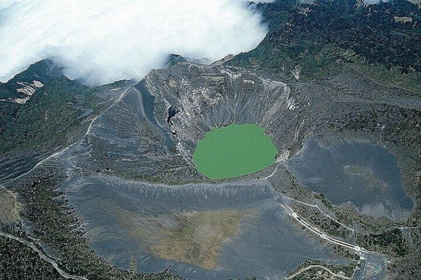 Irazu volcano 2