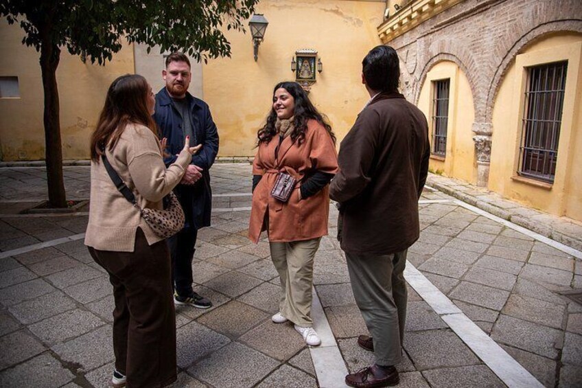 Seville Food Tour: Tapas, Drinks and Delights with a Local 3