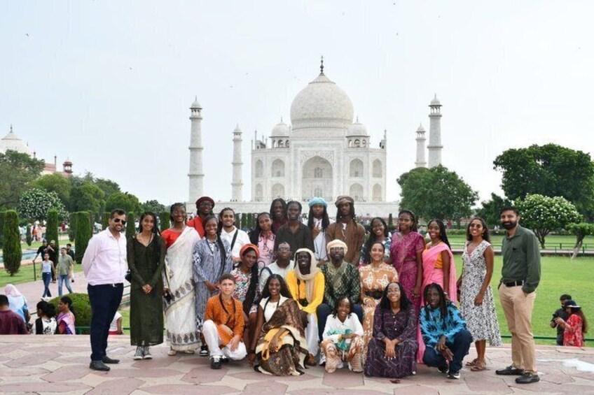 Private Full-Day/Sunrise Taj Mahal & Agra Fort Tour from Delhi 2