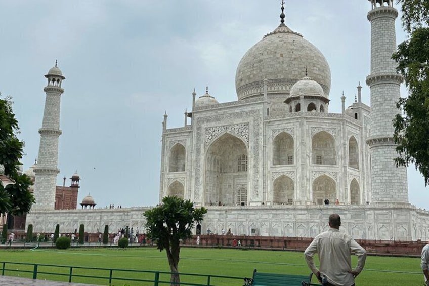 Private Full-Day/Sunrise Taj Mahal & Agra Fort Tour from Delhi 2