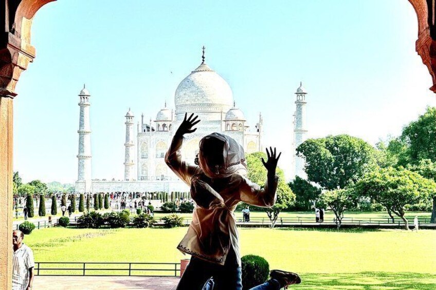 Private Full-Day/Sunrise Taj Mahal & Agra Fort Tour from Delhi 3
