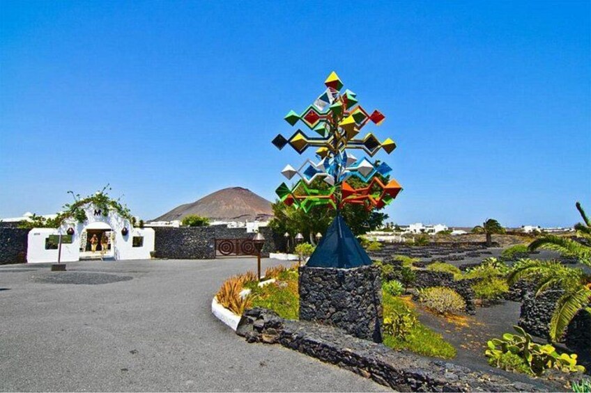 Bus Tour North Lanzarote with Lunch 1