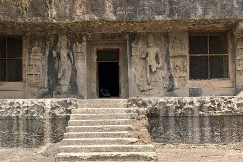 Audio Guided Tour Of Ellora Buddhist Caves, Aurangabad