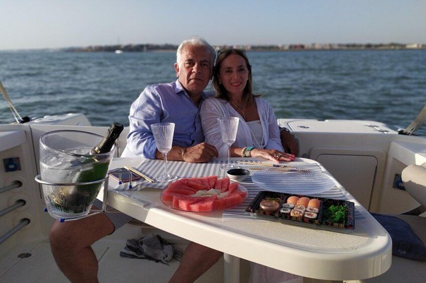 Romantic walk in the Bay of Cadiz 1
