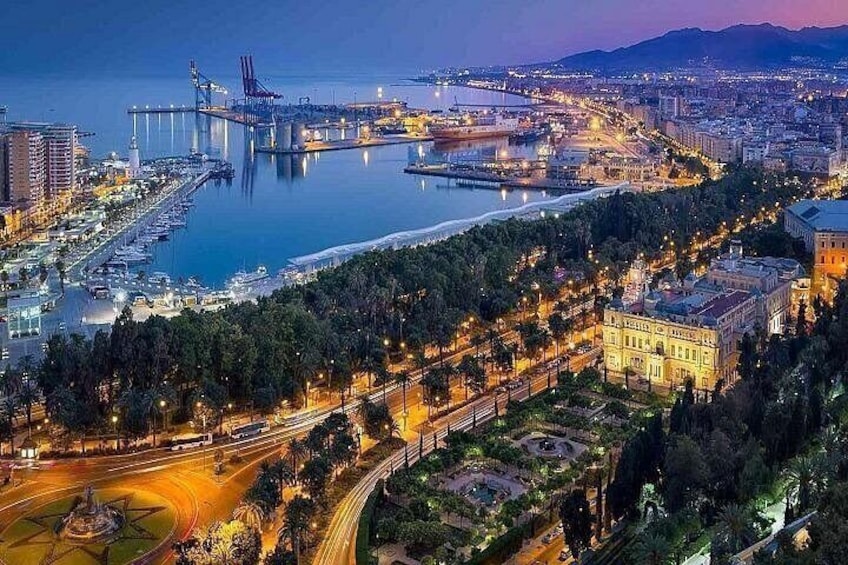 The Best of Málaga Private Walking Tour – Complete Experience 3