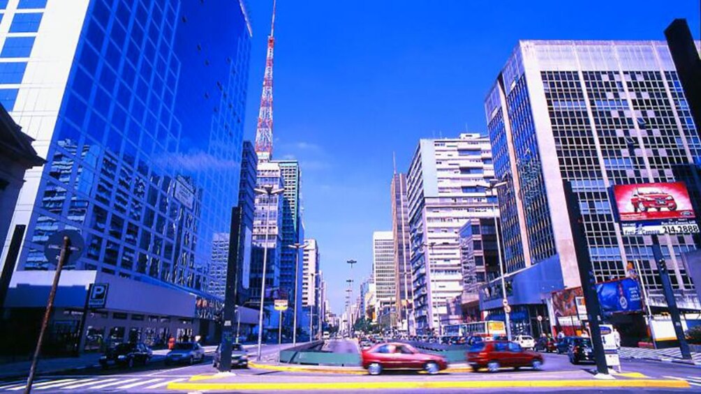 Street view during the day of Sao Paulo  1