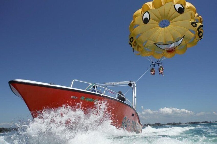 Afternoon Parasailing Adventure above the Gulf of Mexico