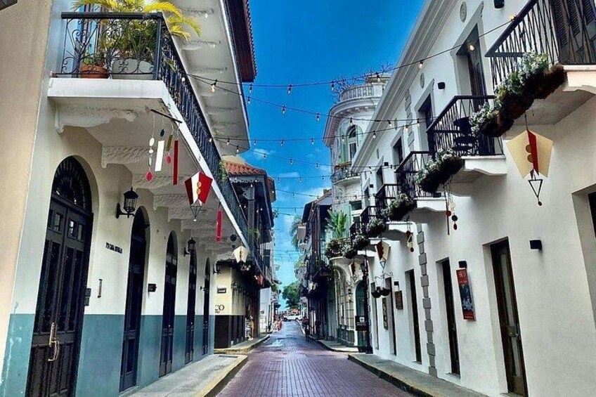 Legends of Casco Viejo Tour: Hidden Gems with Panama Vibes Tours 3