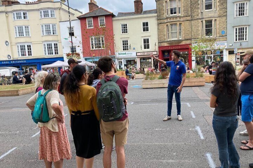 Oxford University & City Walking Tour Led By University Alumni