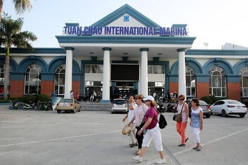Halong Bay Full-Day Cruise with Guide,Lunch,Meal,Cave & Island 2