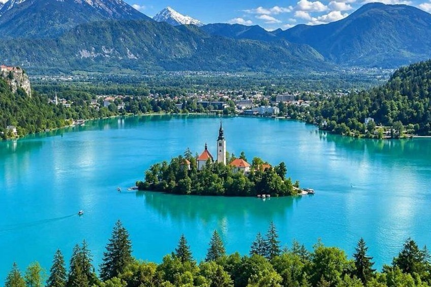 Lake Bled Small Group Day Trip from Ljubljana (Castle and Island) 1