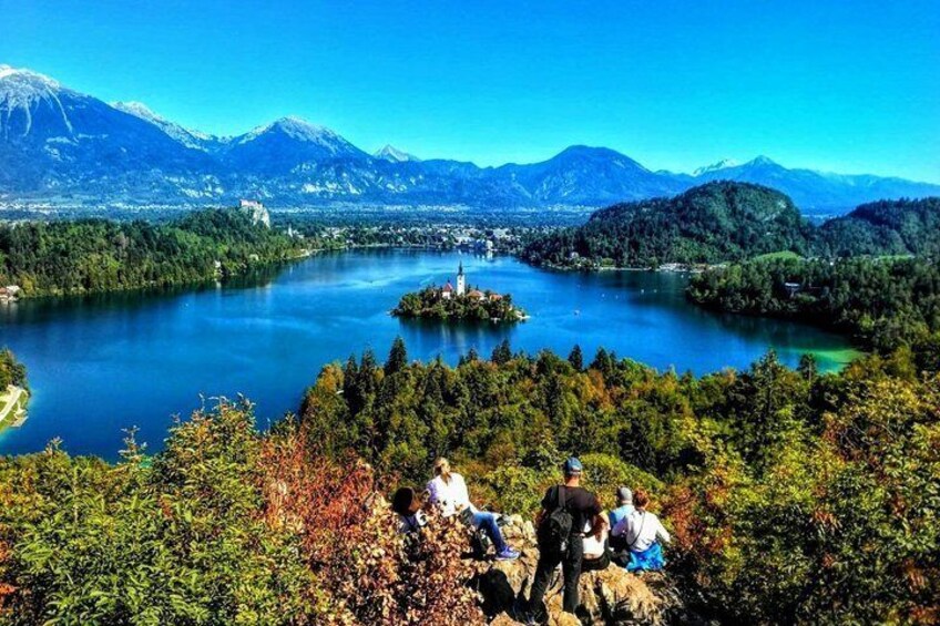 Panoramic view of Bled Island from the viewpoint. 2