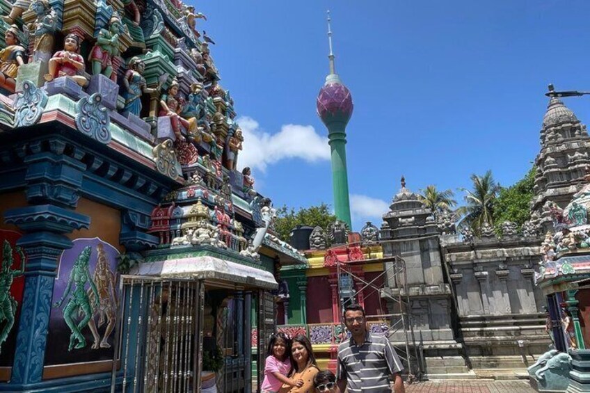 Colombo: Private City Tour by Car with Guide - All Inclusive 2