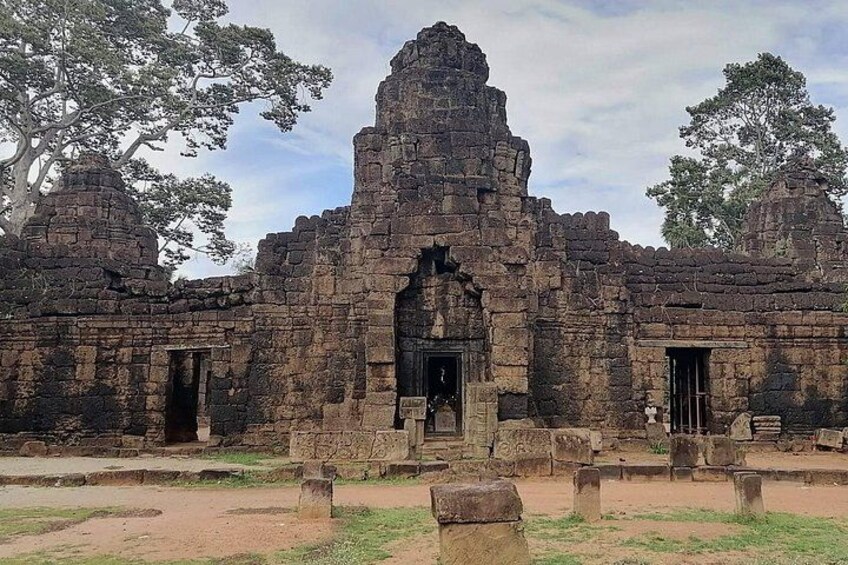 Private 2-Day Tour Temples with Sunset and Sunrise 4