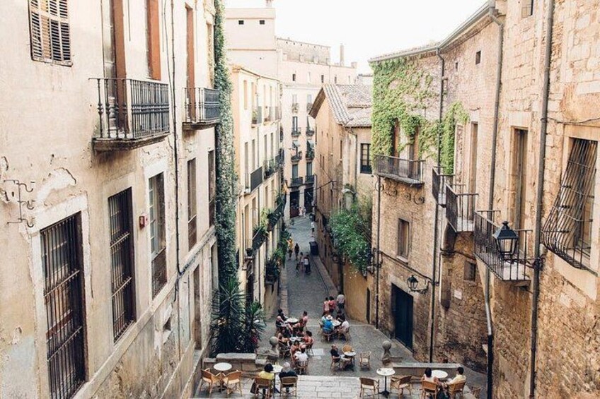 Private Girona Old Town Walking Tour with Local Guide 3