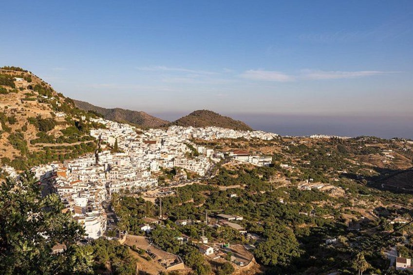 Travel Factory Andalusia : Nerja, Frigiliana & El Acebuchal 2