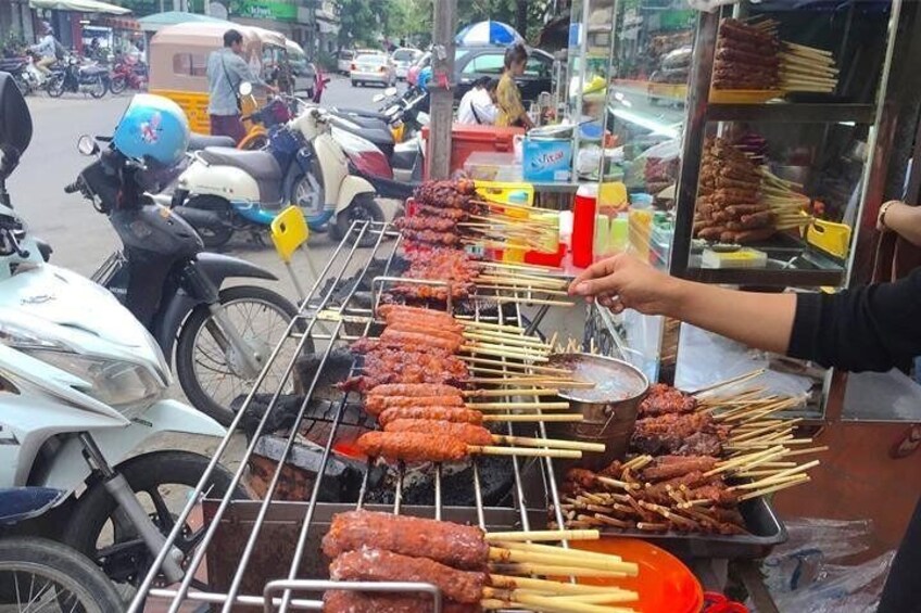 Phnom Penh Street Food Tour