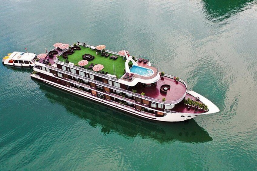 Dora Cruise Luxury 5 Star in Halong & Lan Ha Bay 2 Days 1 Night 4