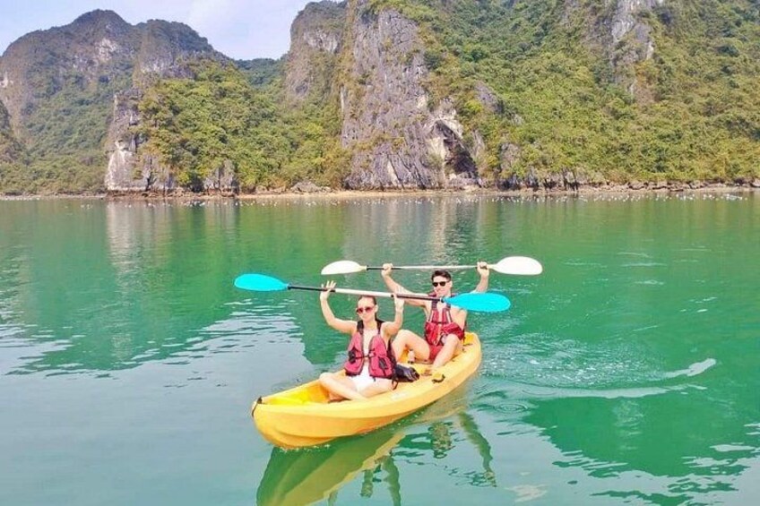 Ha Long Premium Cruise Full Day Tour with Lunch, Cave & Island 3