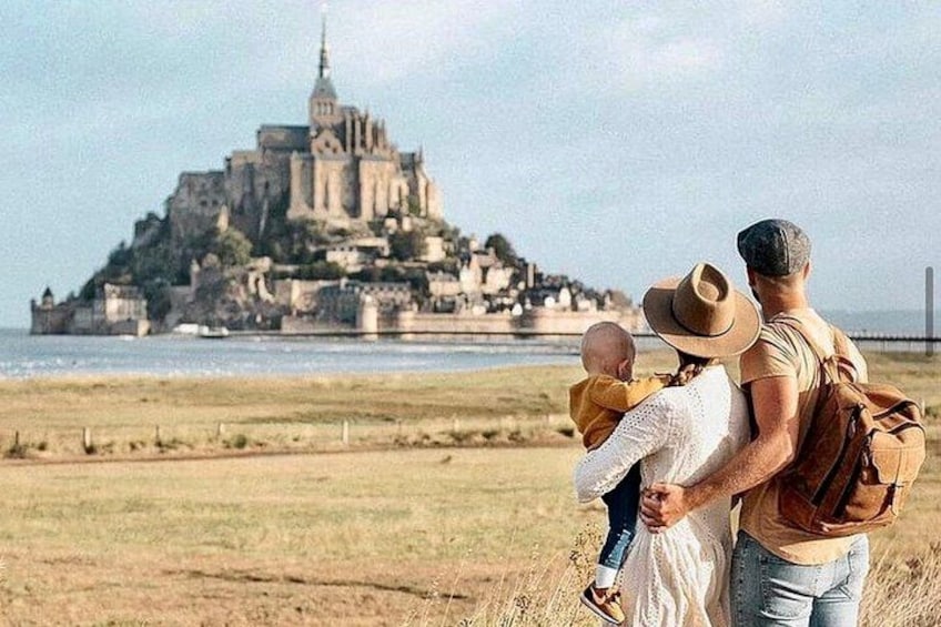 Mont St Michel Full Day Tour with a National Guide from Bayeux 4