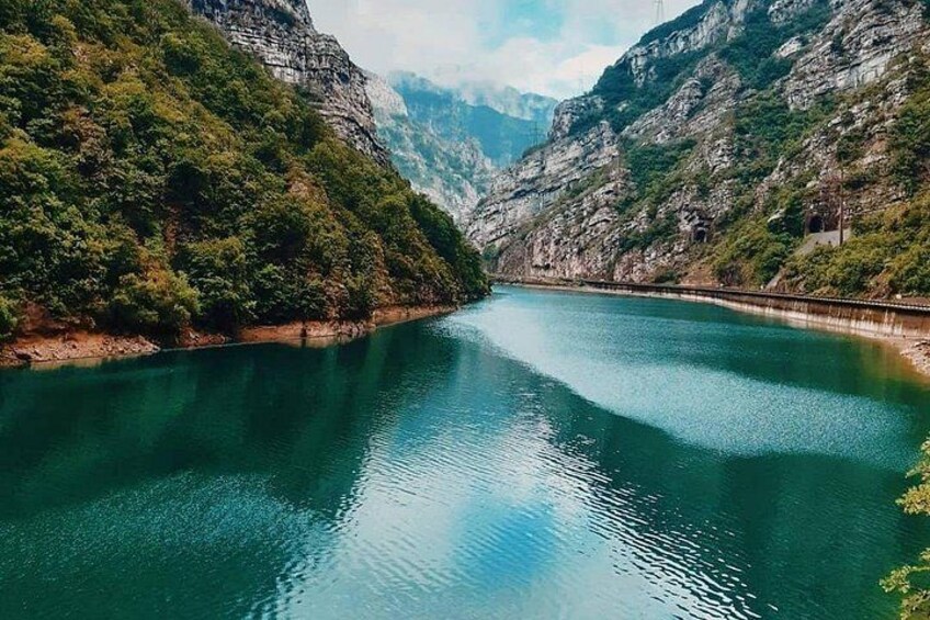 Neretva river canyon 3