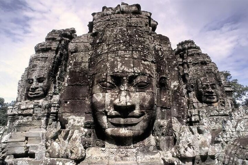 Full-Day Kulen Waterfall & 1000 Lingas Join-in Tour 3