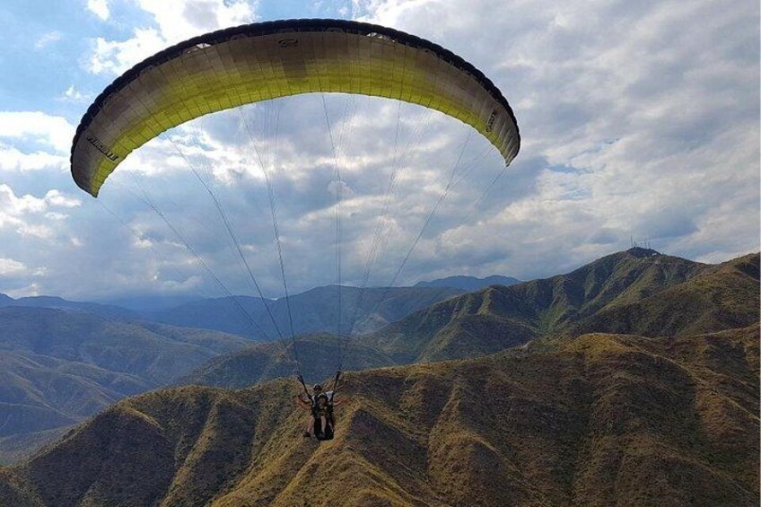 Paragliding free flight experience over the pre-range 4