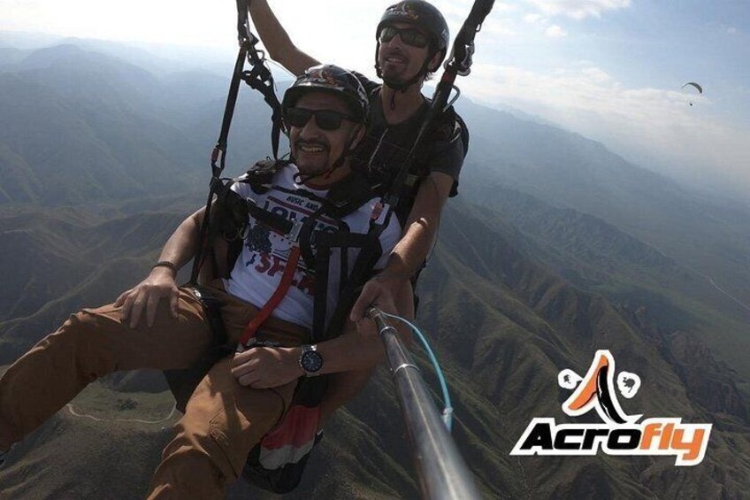 Paragliding free flight experience over the pre-range 3