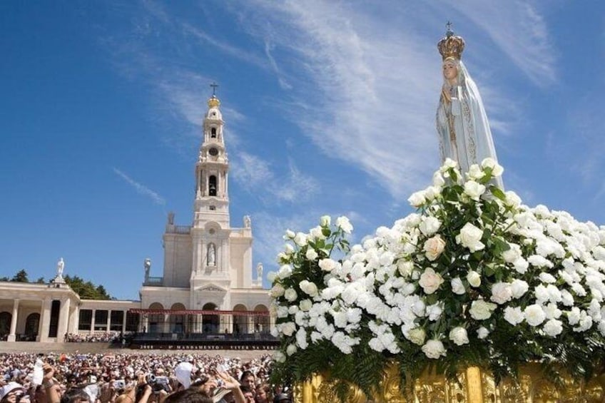 Half Day in Fátima - Private Tour from Lisbon 1