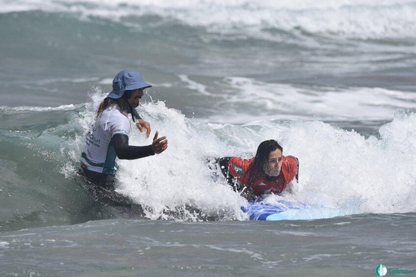 Surf class in Famara 9:15-12:00 or 11:45-14:30 (2h class) 4
