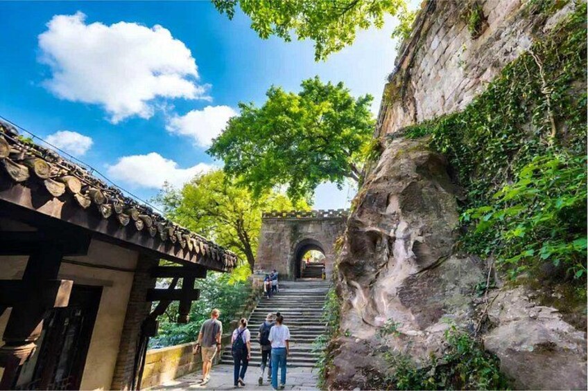 Authentic Chongqing Walking Tour: Explore History & Local Vibe 5