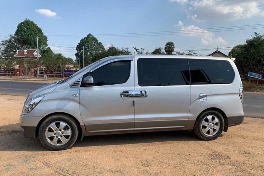 H1- 8 Seats Minivan 1