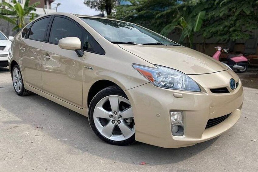 Toyota 4 seats 2