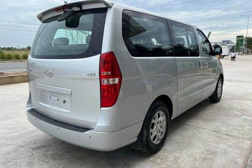 Starex 8 seats Minivan 5