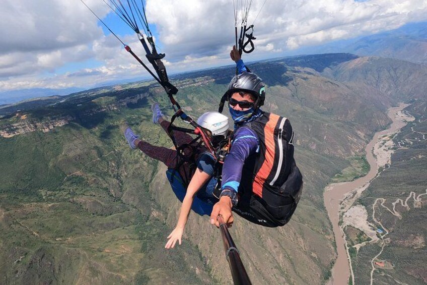 Paragliding in the grand canyon of chicamocha 2