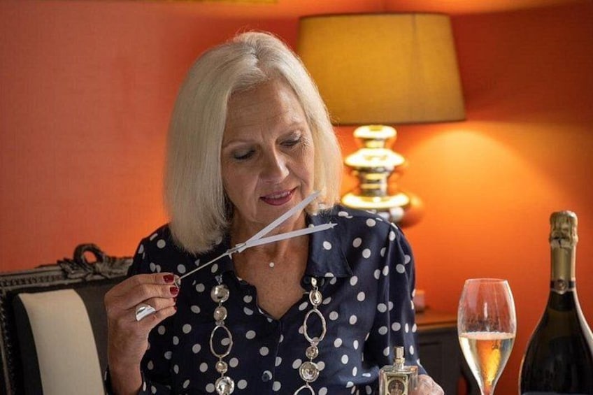 Champagne and fragrance tasting workshop 1