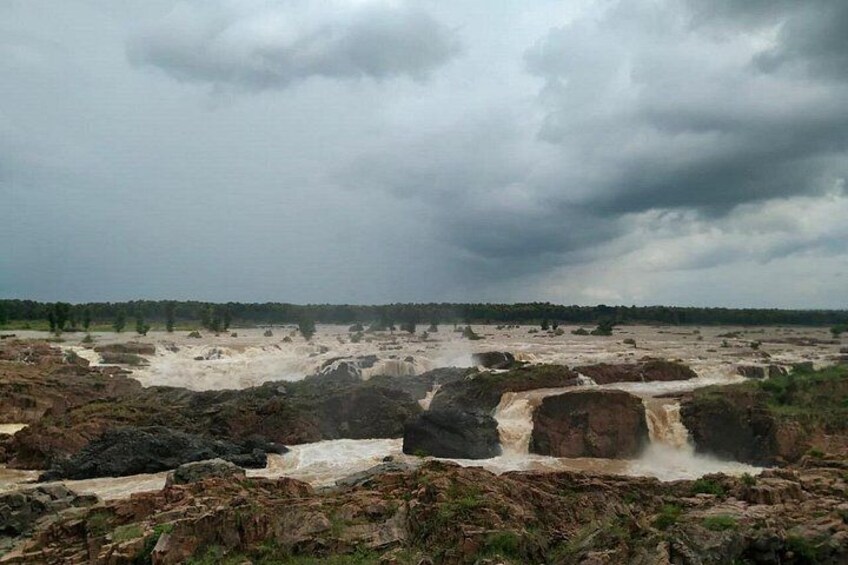 Raneh waterfall Khajuraho (motorcycle tour) 4