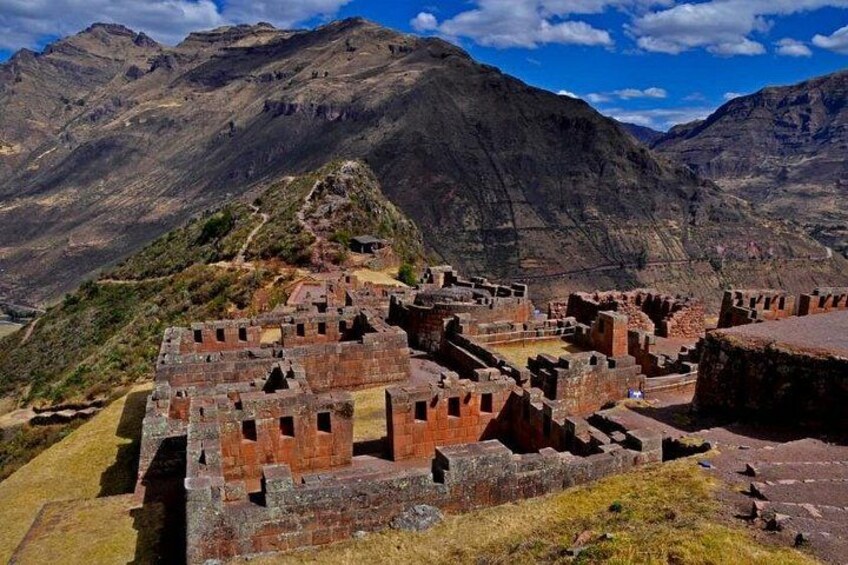 Pisac - a sacred temple in the Mountains 3