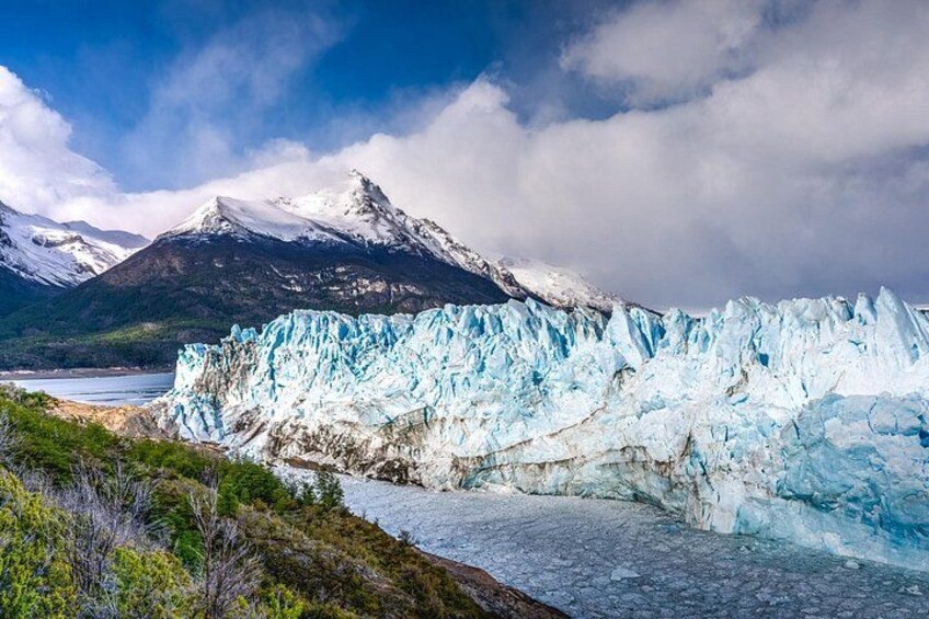 Perito Moreno Glacier with Navigation from El Calafate 2