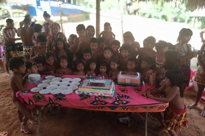 Visit the Embera Purubiakiru Community Back to origin! 1